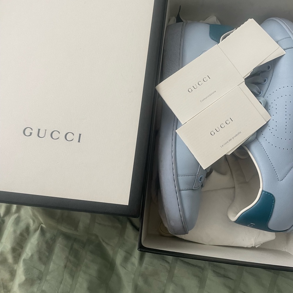 Gucci sneakers